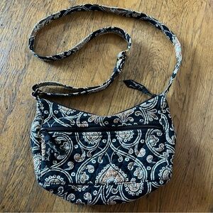 Vera Bradley Elegant Black and Cream Patterned Women's Bag